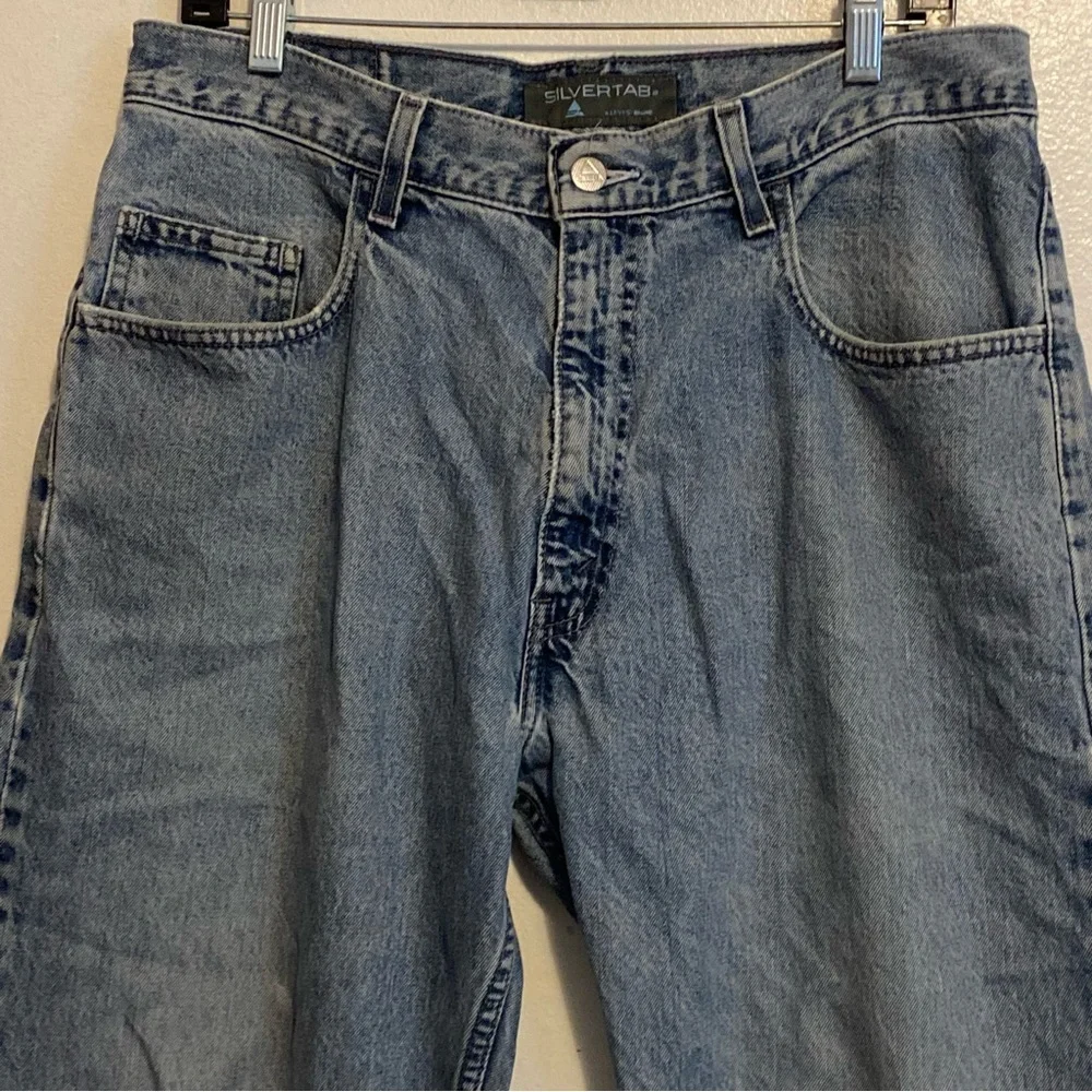Levi’s Silver Tab‎ Men's Blue Jeans Distressed 33X32 Loose Fit Hole Back Pocket